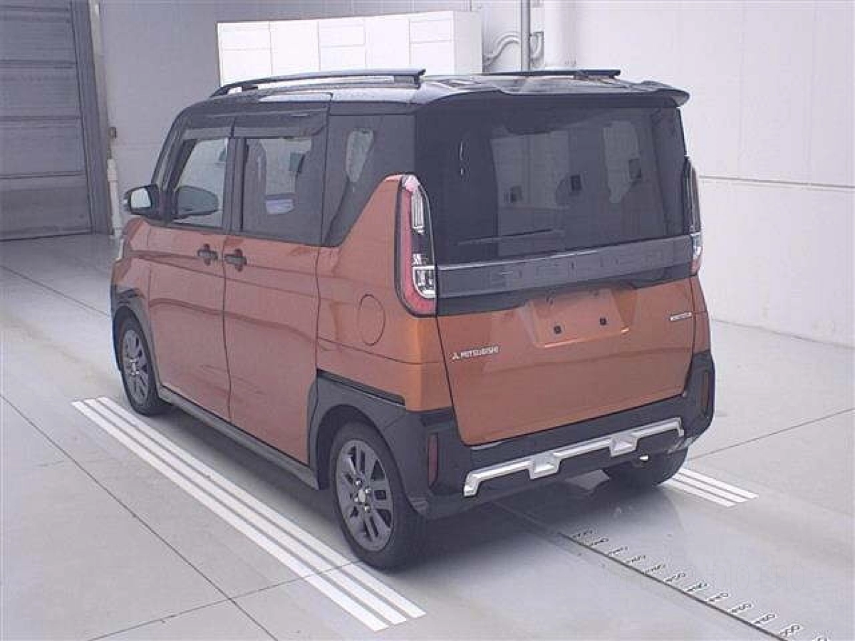 MITSUBISHI DELICA MINI