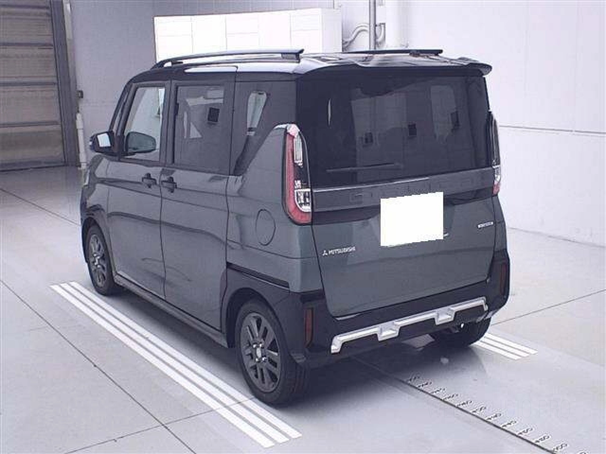 MITSUBISHI DELICA MINI