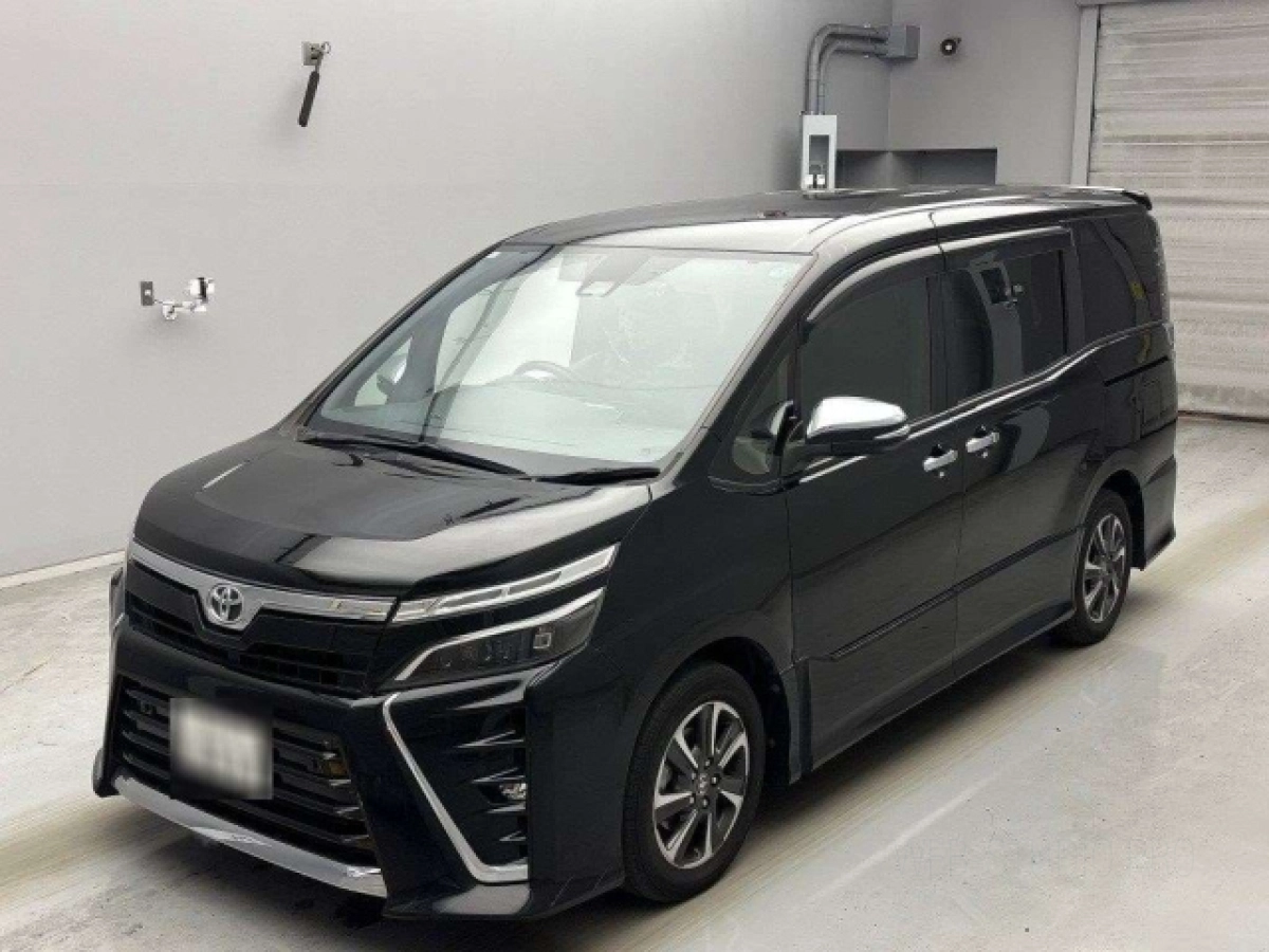 TOYOTA VOXY ZRR80W 2021