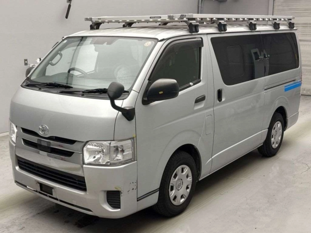TOYOTA REGIUS ACE VAN GDH201V 2019