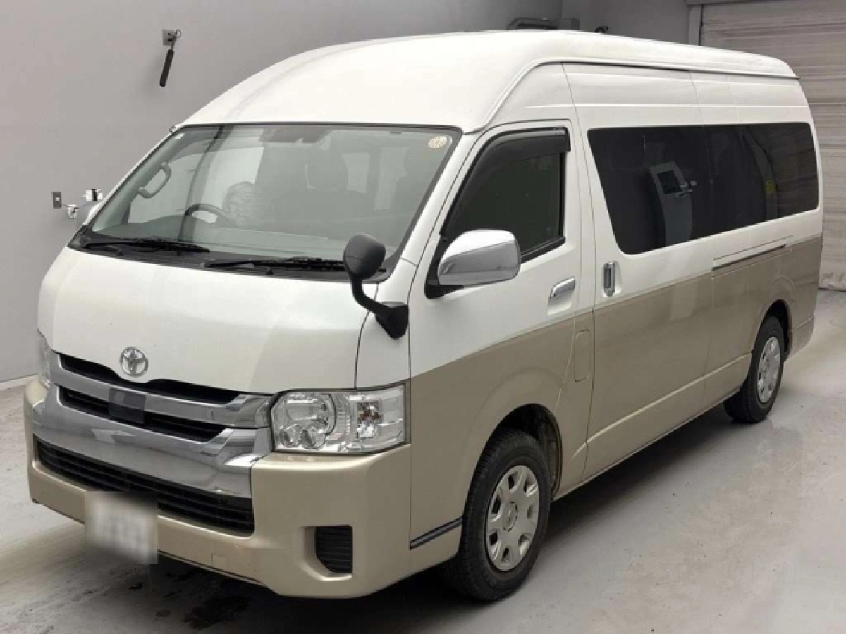 TOYOTA HIACE TRH229W 2019
