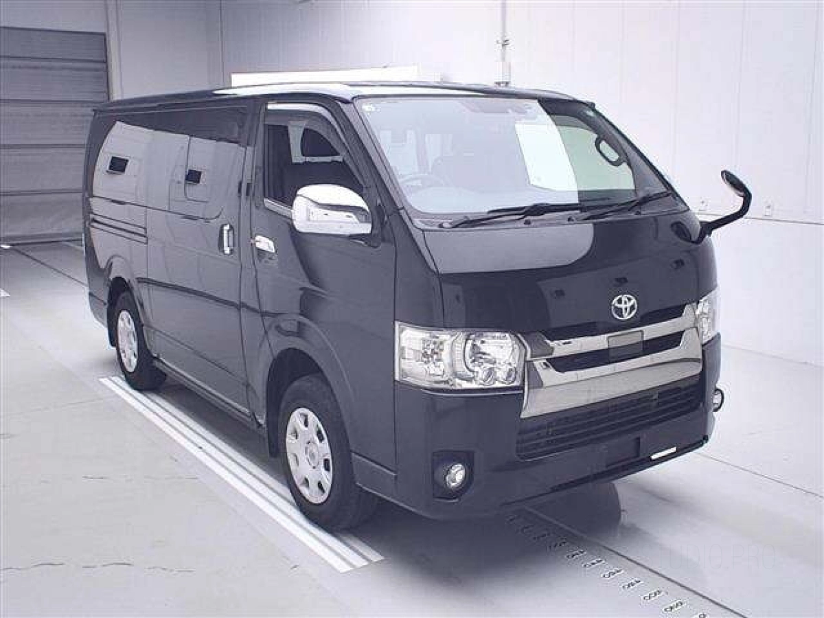 TOYOTA REGIUS ACE VAN GDH206V 2019
