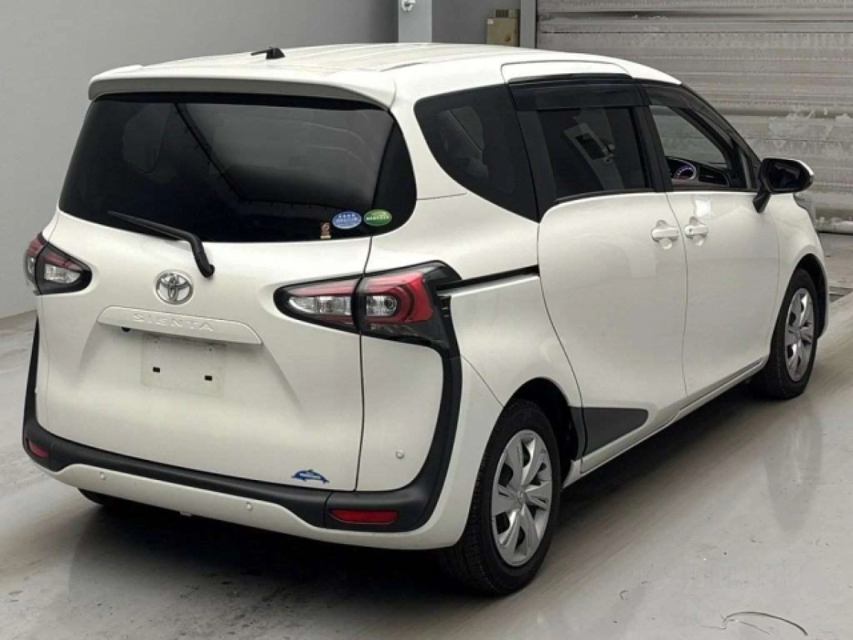 TOYOTA SIENTA
