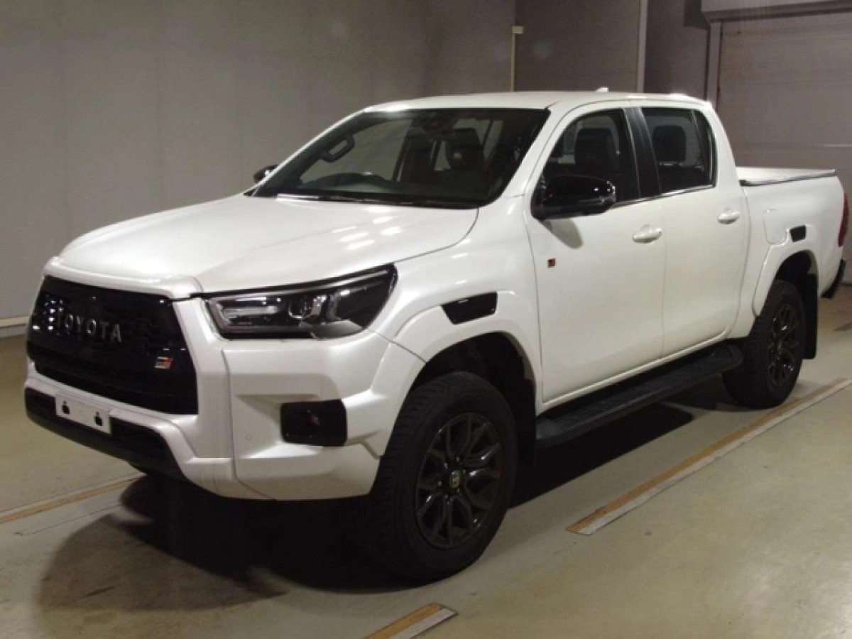 TOYOTA HILUX GUN125 2023