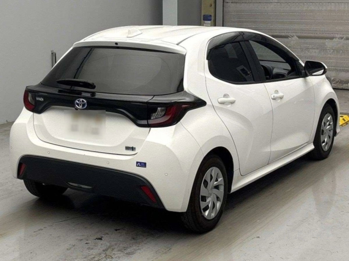 TOYOTA YARIS