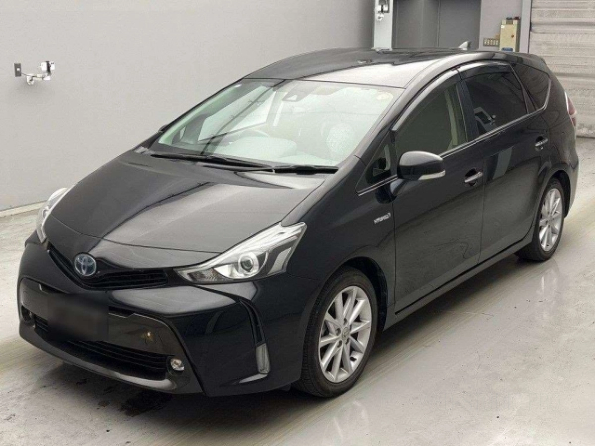TOYOTA PRIUS ALPHA ZVW40W 2019