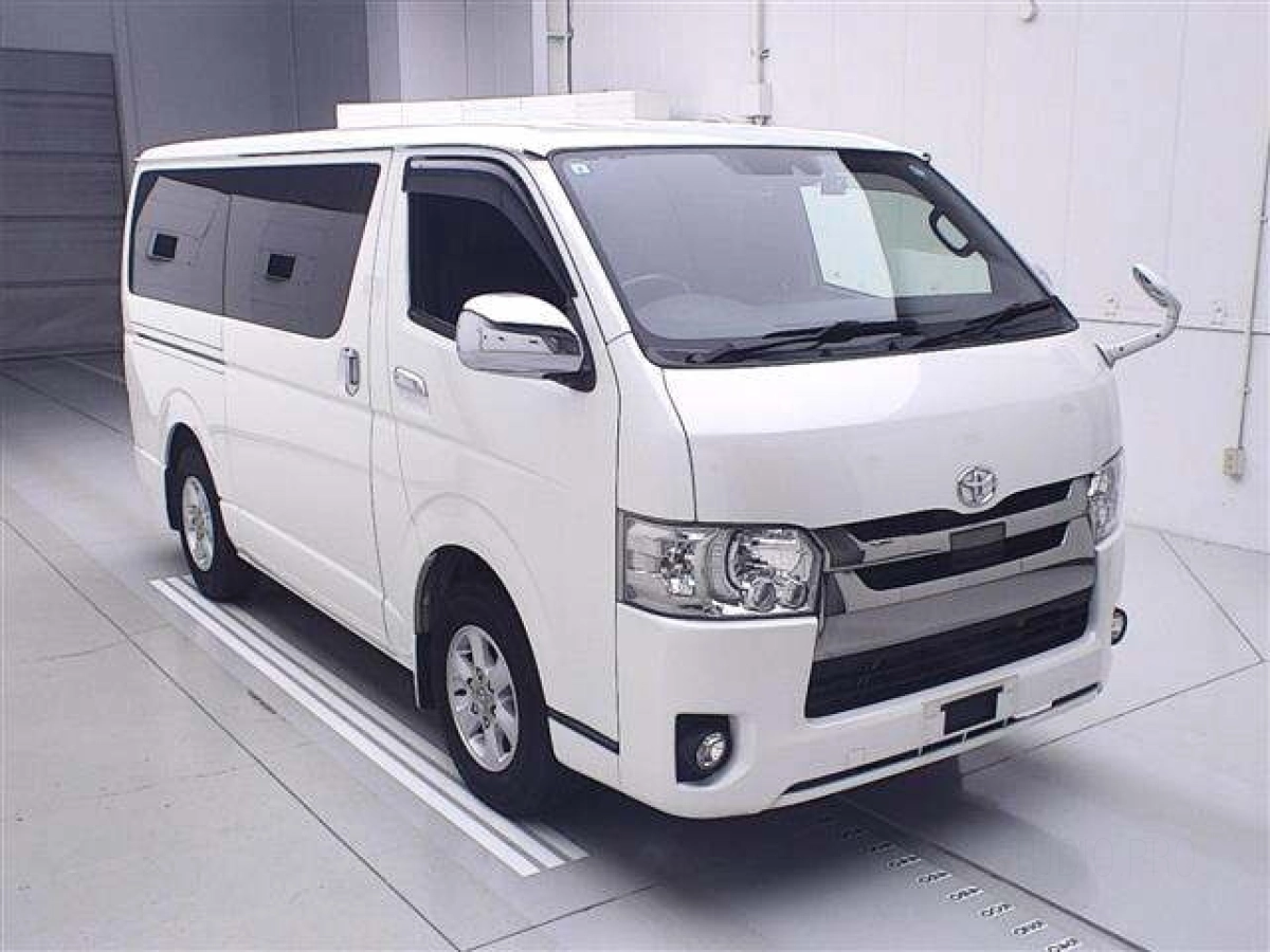 TOYOTA REGIUS ACE VAN GDH201V 2019