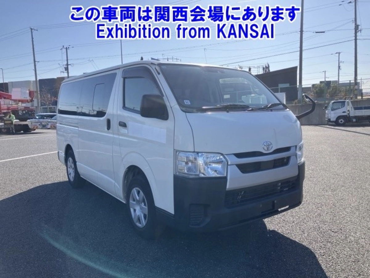 TOYOTA HIACE VAN TRH200V 2020