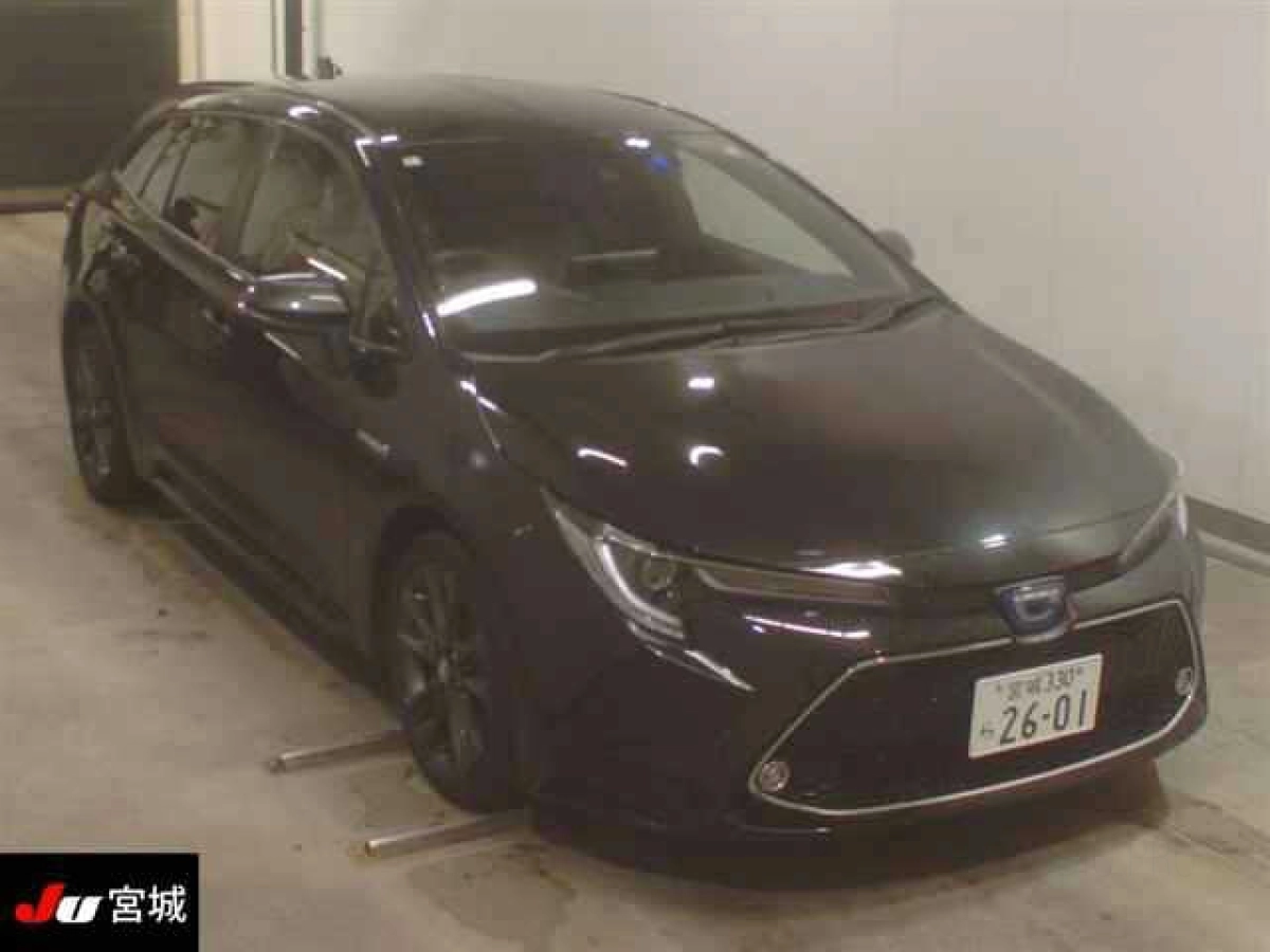 TOYOTA COROLLA TOURING ZWE211W 2020