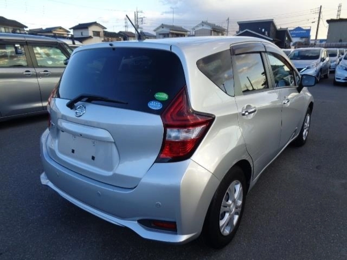 NISSAN NOTE