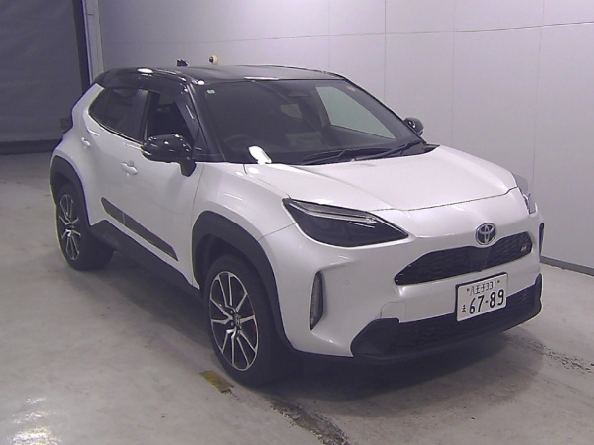 TOYOTA YARIS CROSS MXPB10 2024