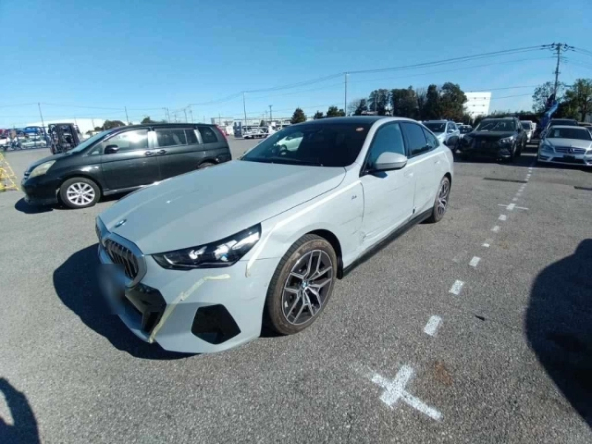 BMW 5 SERIES 22FL20 2024