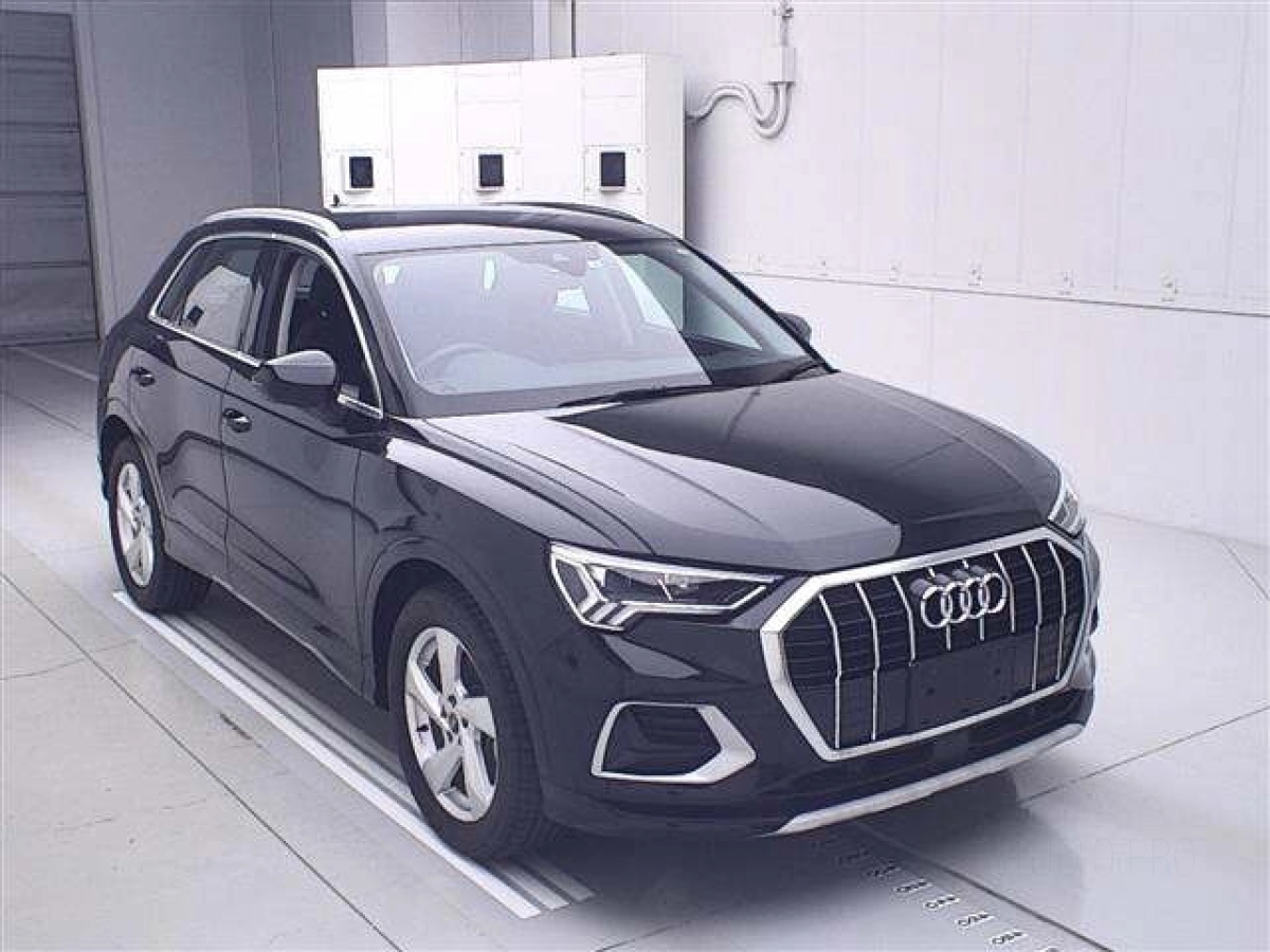 AUDI Q3 F3DFY 2022
