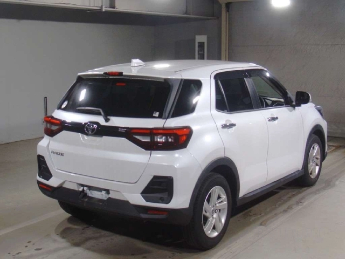 TOYOTA RAIZE