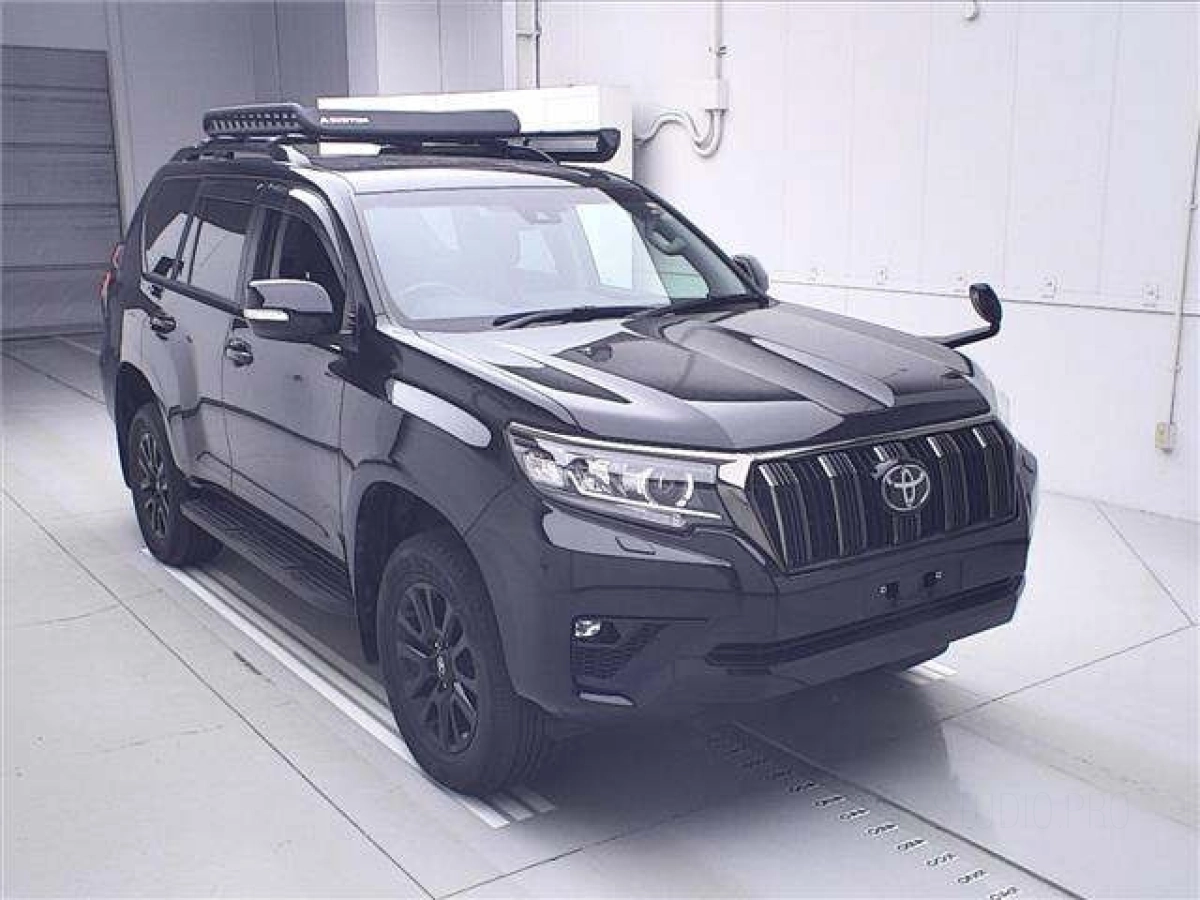TOYOTA LAND CRUISER PRADO GDJ150W 2021