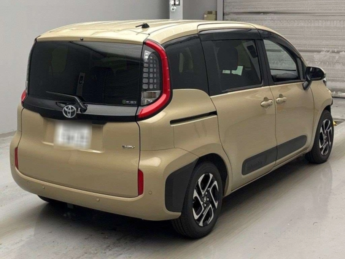 TOYOTA SIENTA