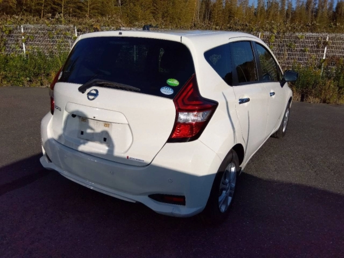 NISSAN NOTE