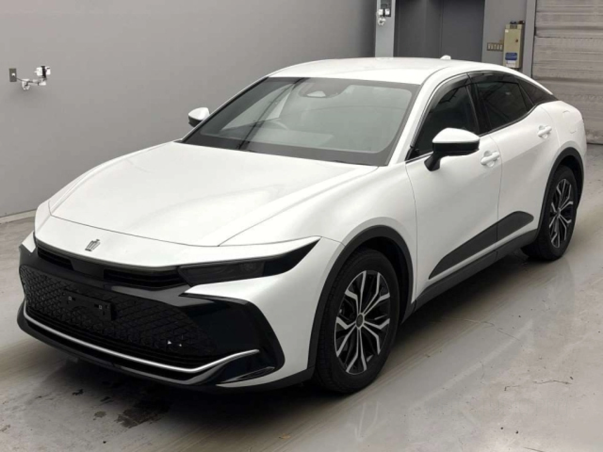 TOYOTA CROWN CROSSOVER AZSH35 2023