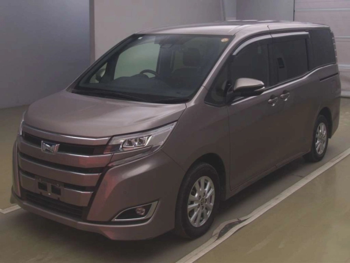 TOYOTA NOAH ZWR80G 2021