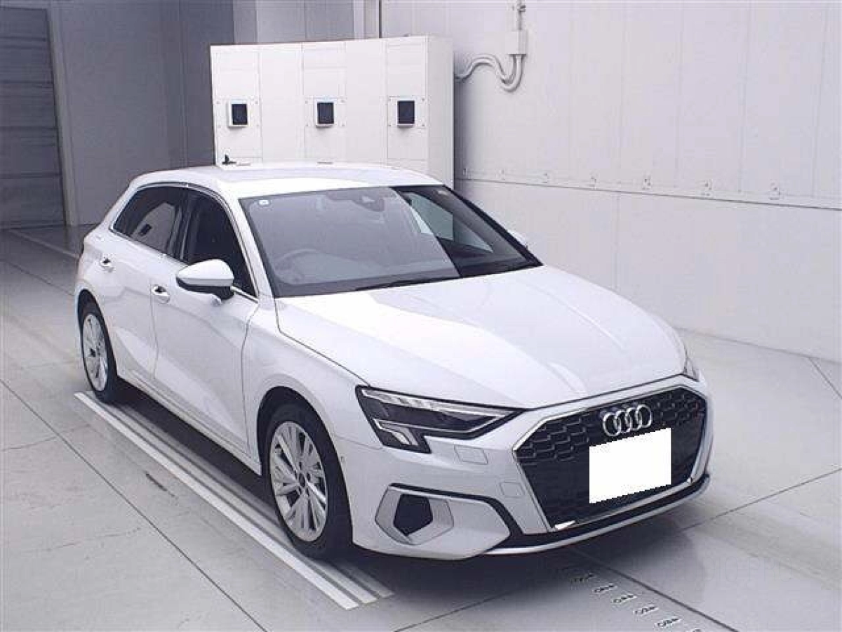 AUDI A3 GYDLA 2023