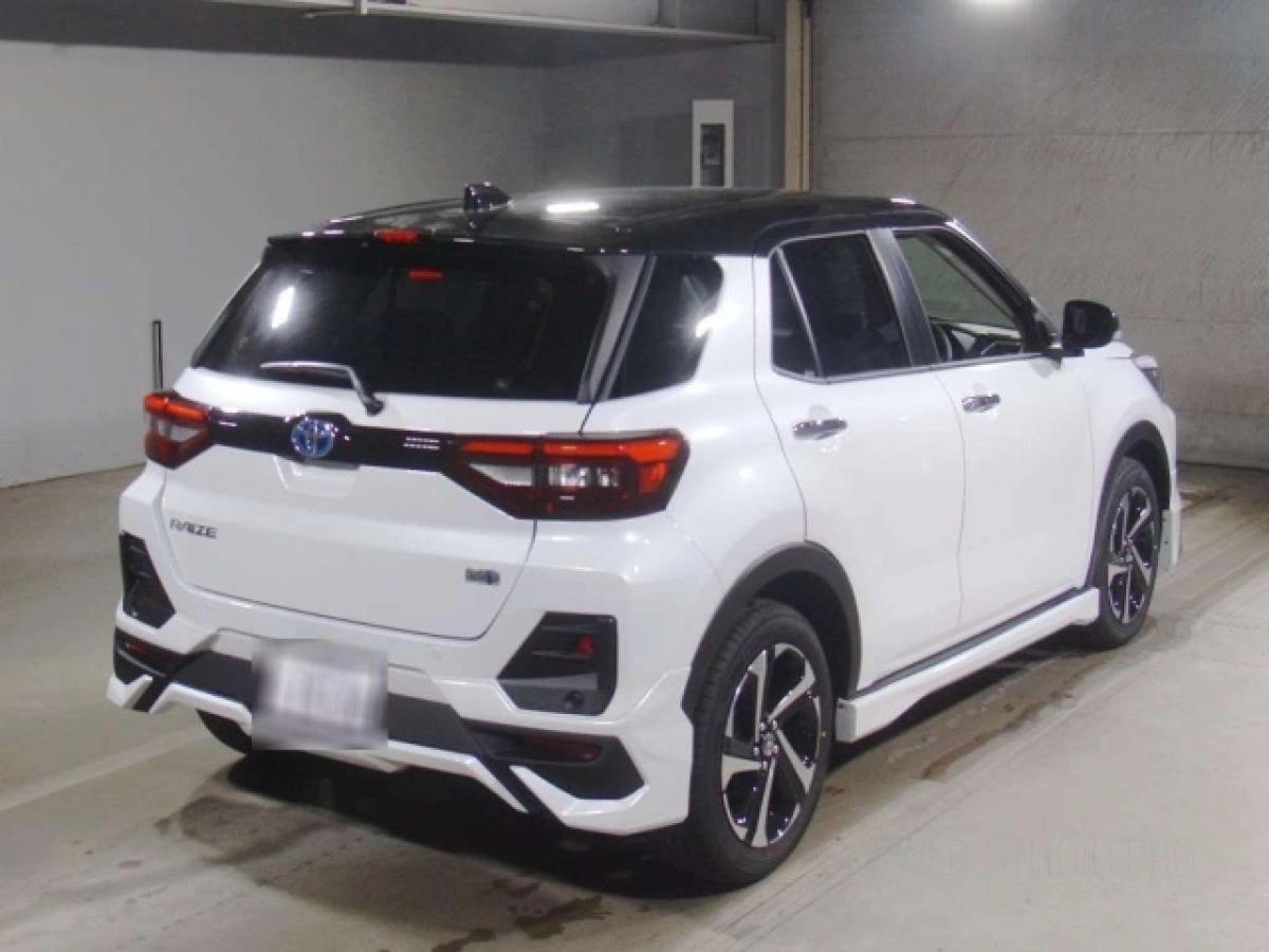 TOYOTA RAIZE