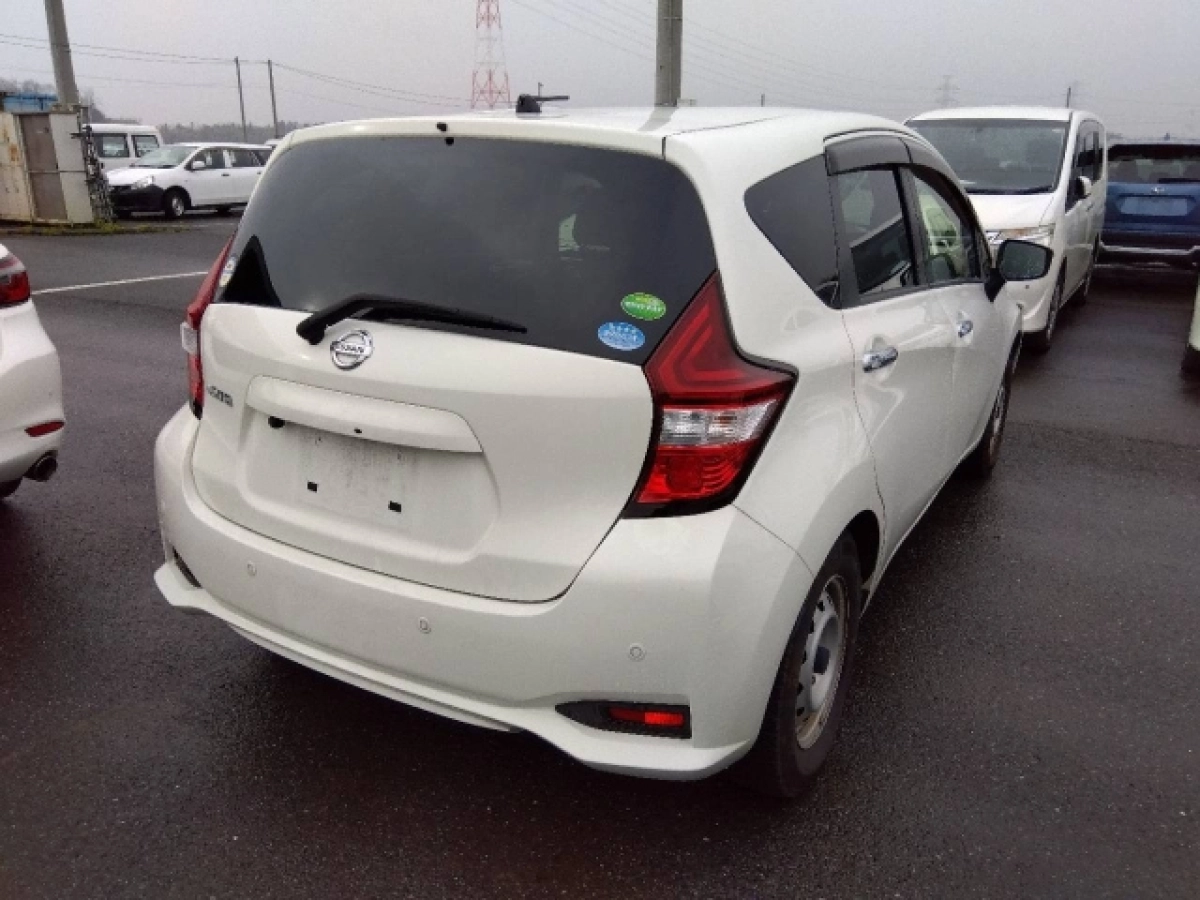 NISSAN NOTE