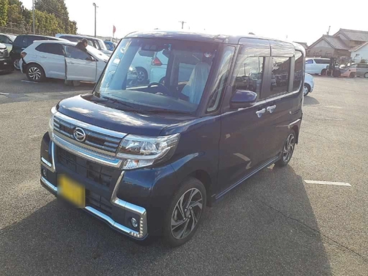 DAIHATSU TANTO LA600S 2019