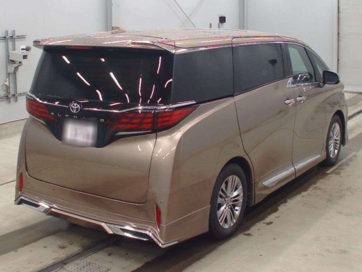 TOYOTA ALPHARD