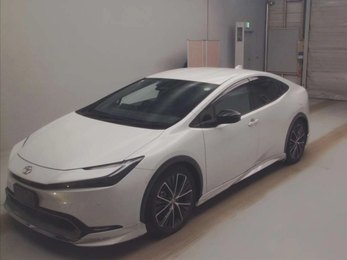 TOYOTA PRIUS MXWH60 2023