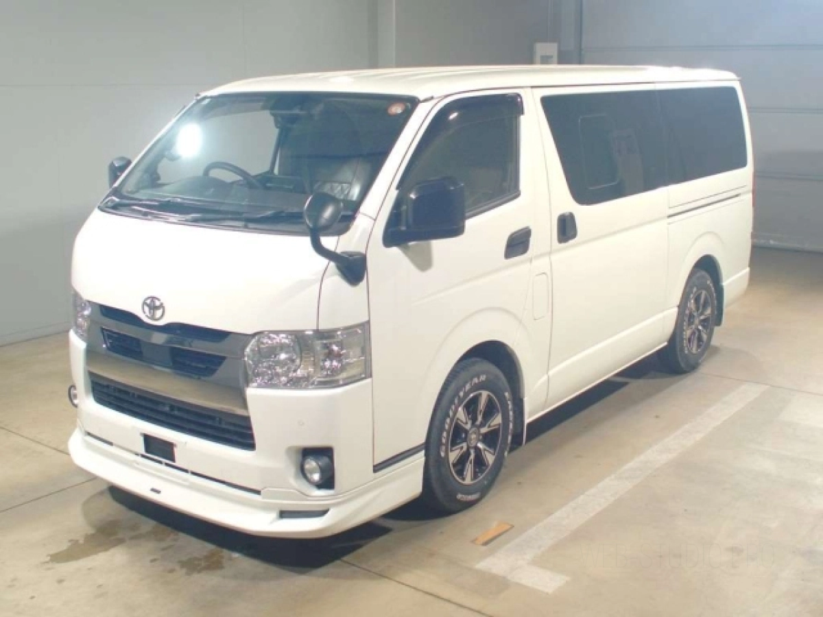 TOYOTA HIACE VAN GDH201V 2020