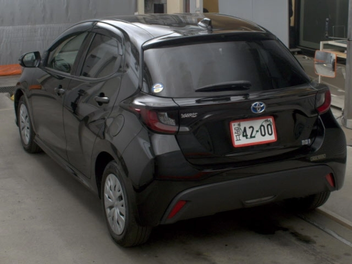 TOYOTA YARIS