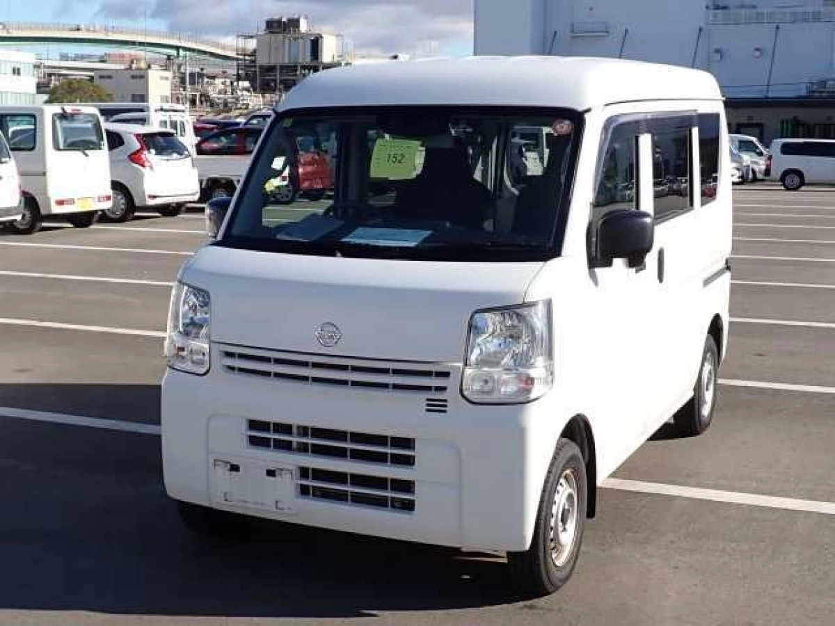 NISSAN CLIPPER VAN DR17V 2022