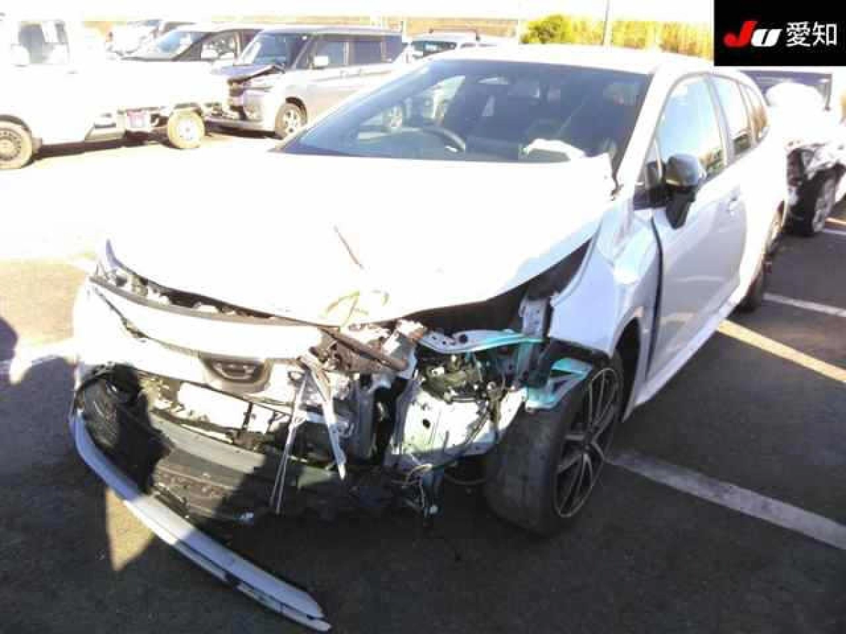 TOYOTA COROLLA TOURING MZEA17W 2024