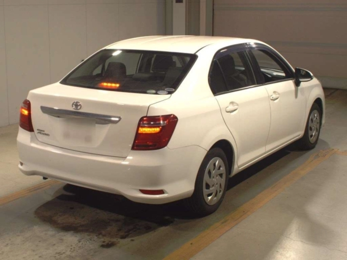 TOYOTA COROLLA AXIO
