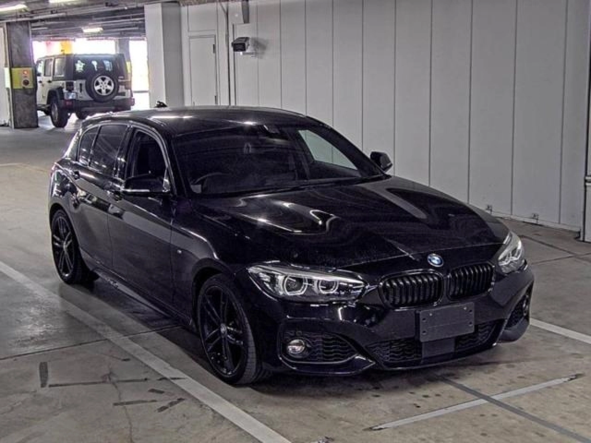 BMW 1 SERIES 1S20 2019