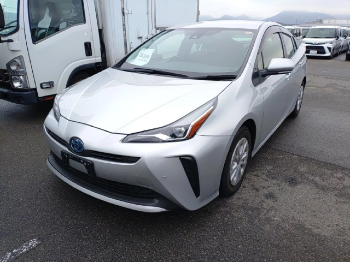 TOYOTA PRIUS ZVW51 2022