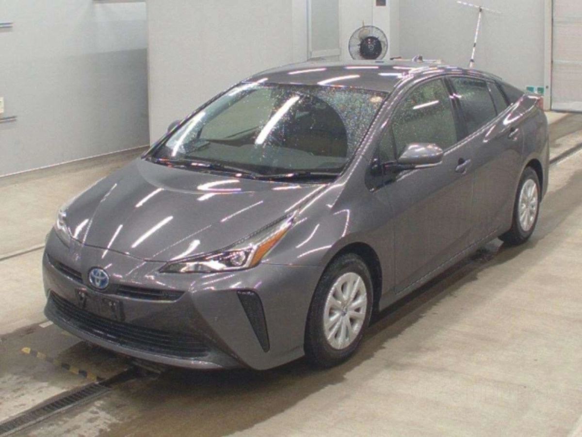 TOYOTA PRIUS ZVW55 2022