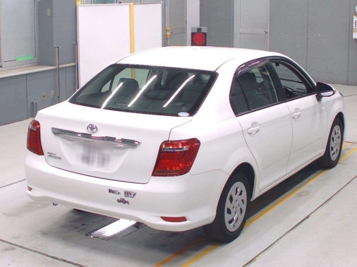 TOYOTA COROLLA AXIO