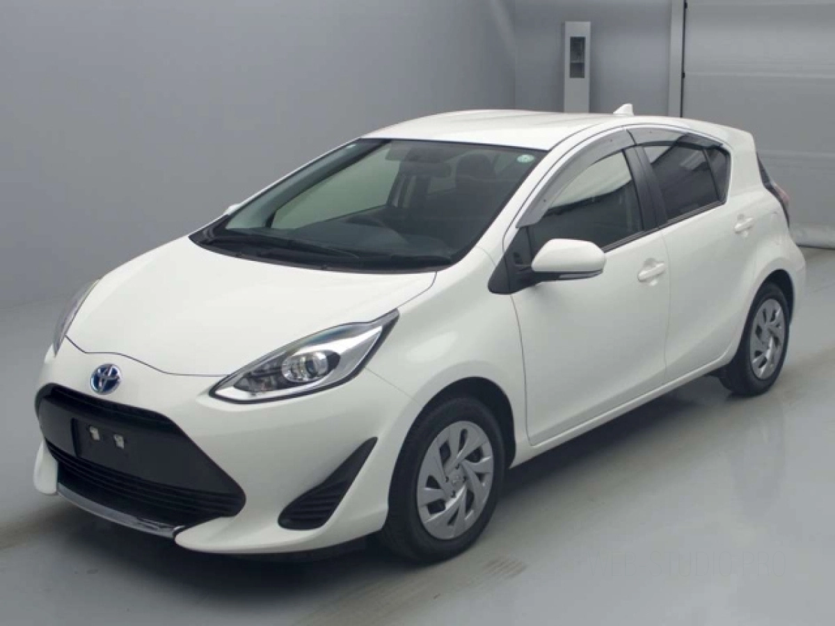 TOYOTA AQUA NHP10 2020
