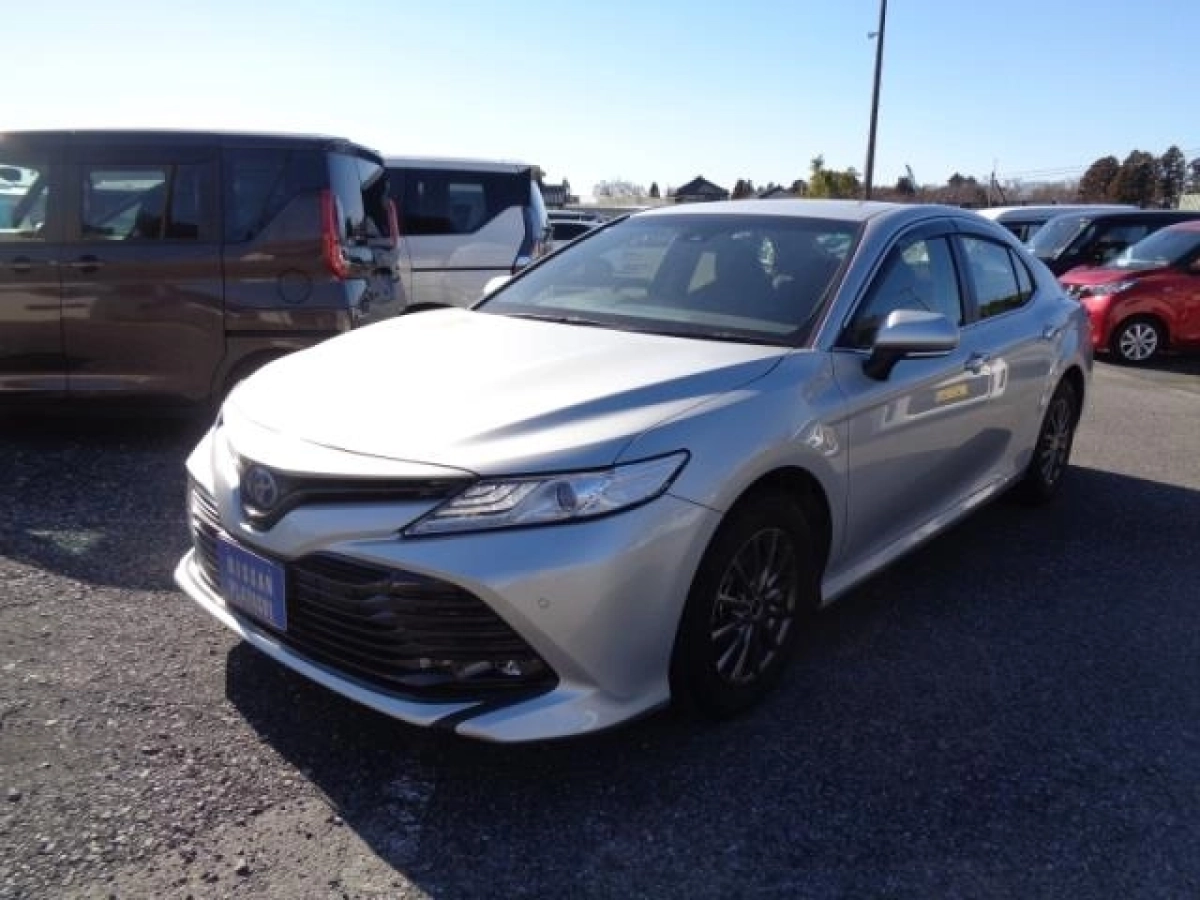 TOYOTA CAMRY AXVH70 2020