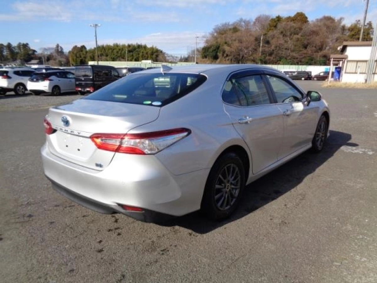 TOYOTA CAMRY