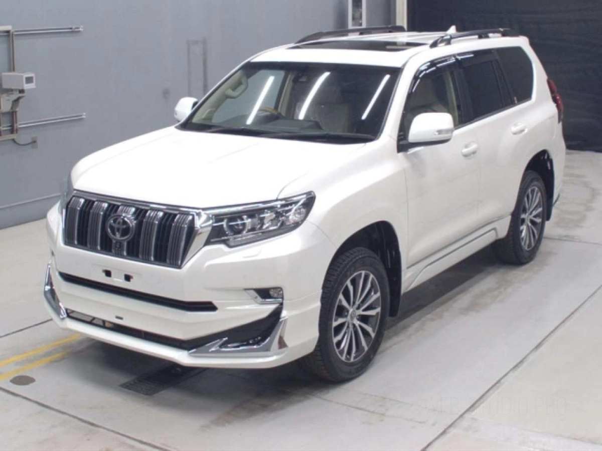TOYOTA LAND CRUISER PRADO TRJ150W 2021