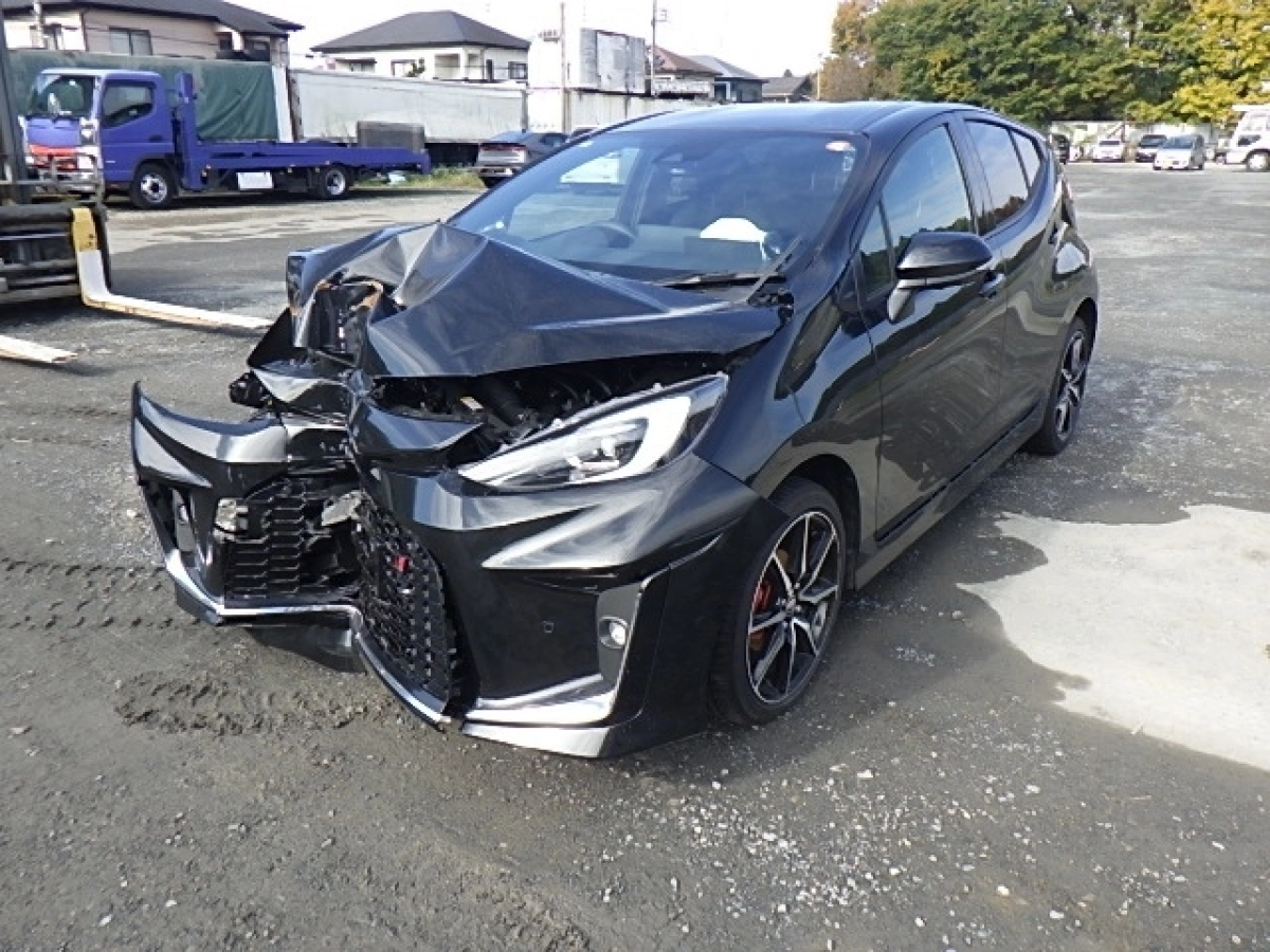 TOYOTA AQUA MXPK11 2025