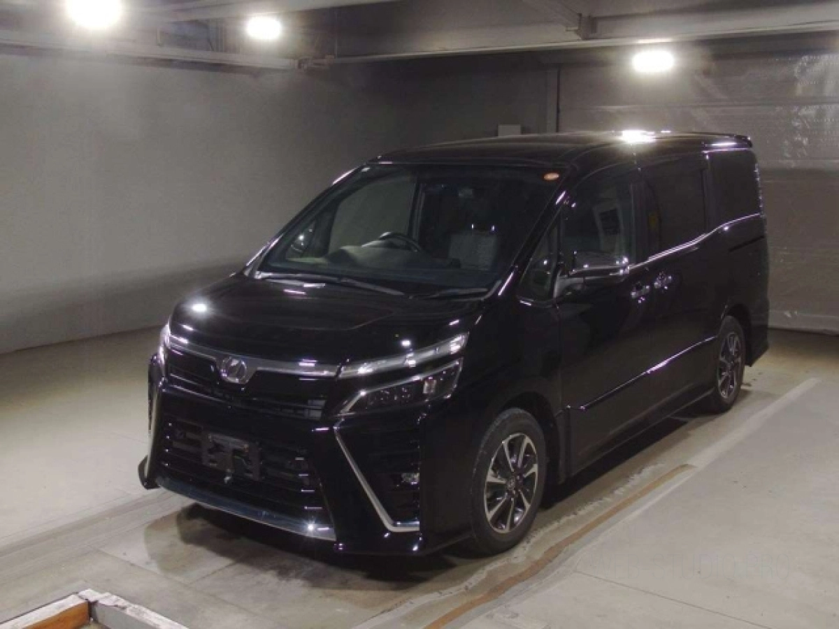 TOYOTA VOXY ZRR80W 2019
