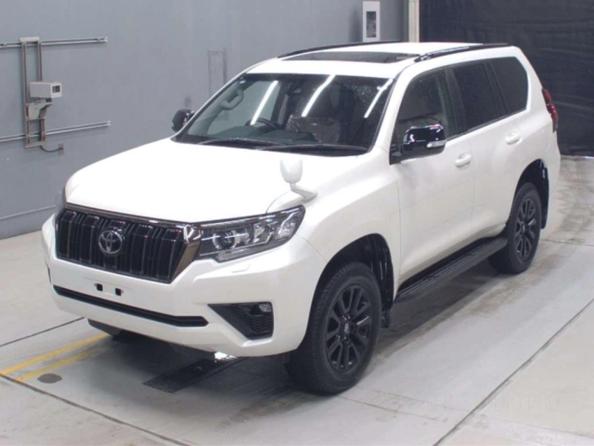 TOYOTA LAND CRUISER PRADO TRJ150W 2021
