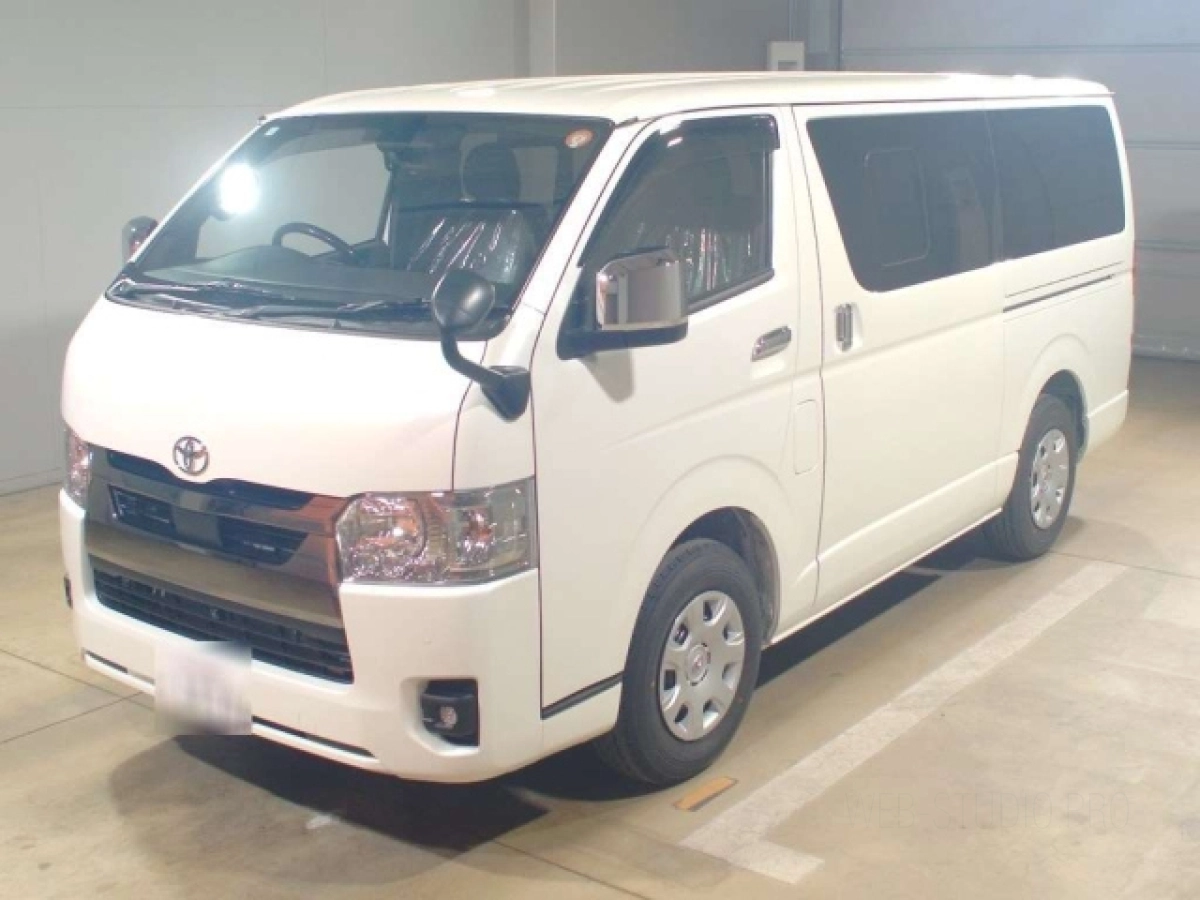 TOYOTA HIACE VAN GDH201V 2025