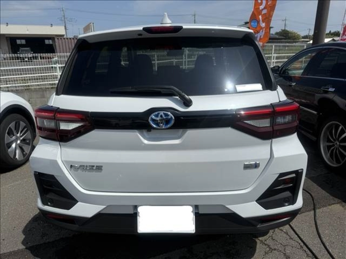 TOYOTA RAIZE