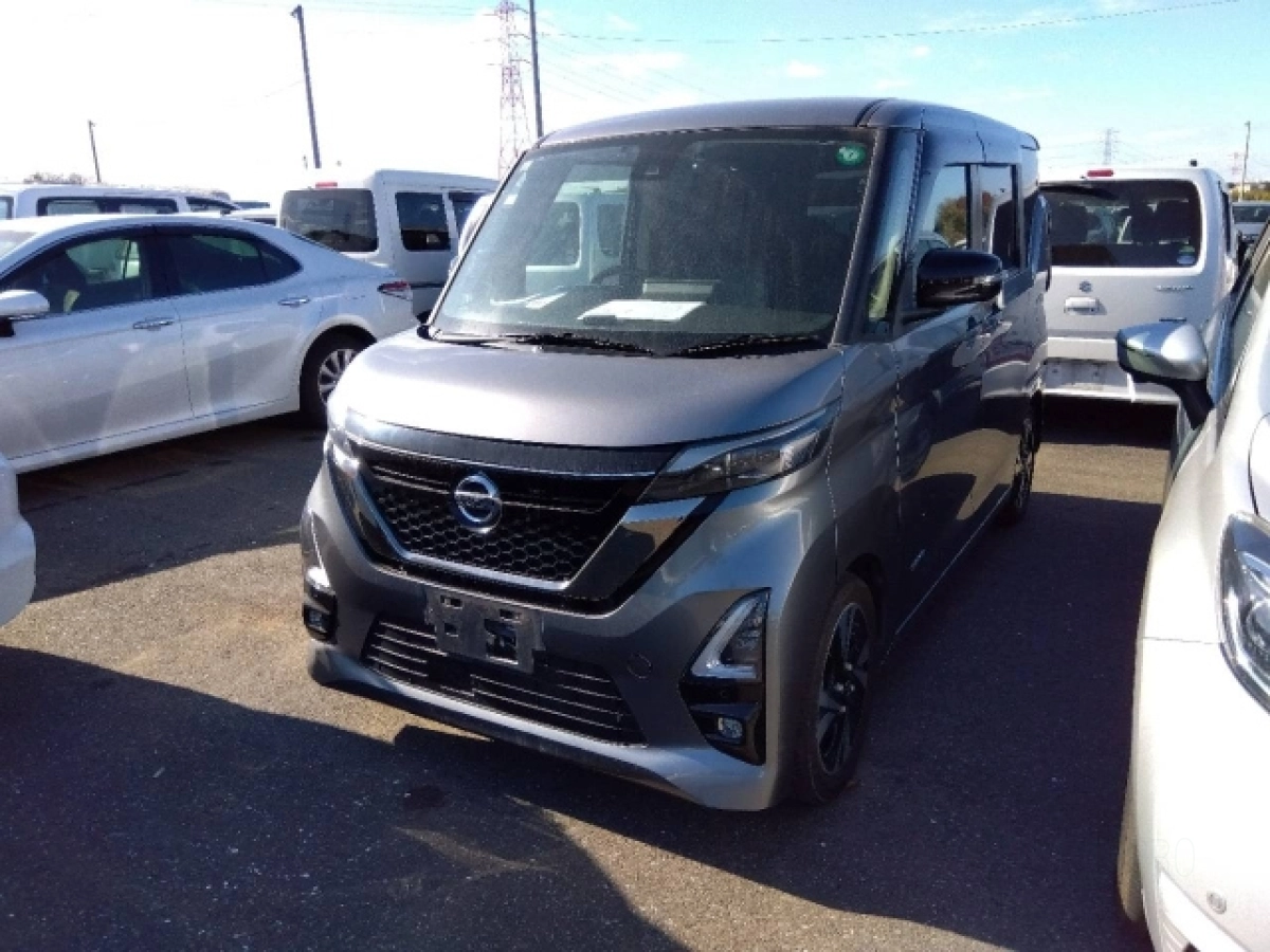 NISSAN ROOX B45A 2021
