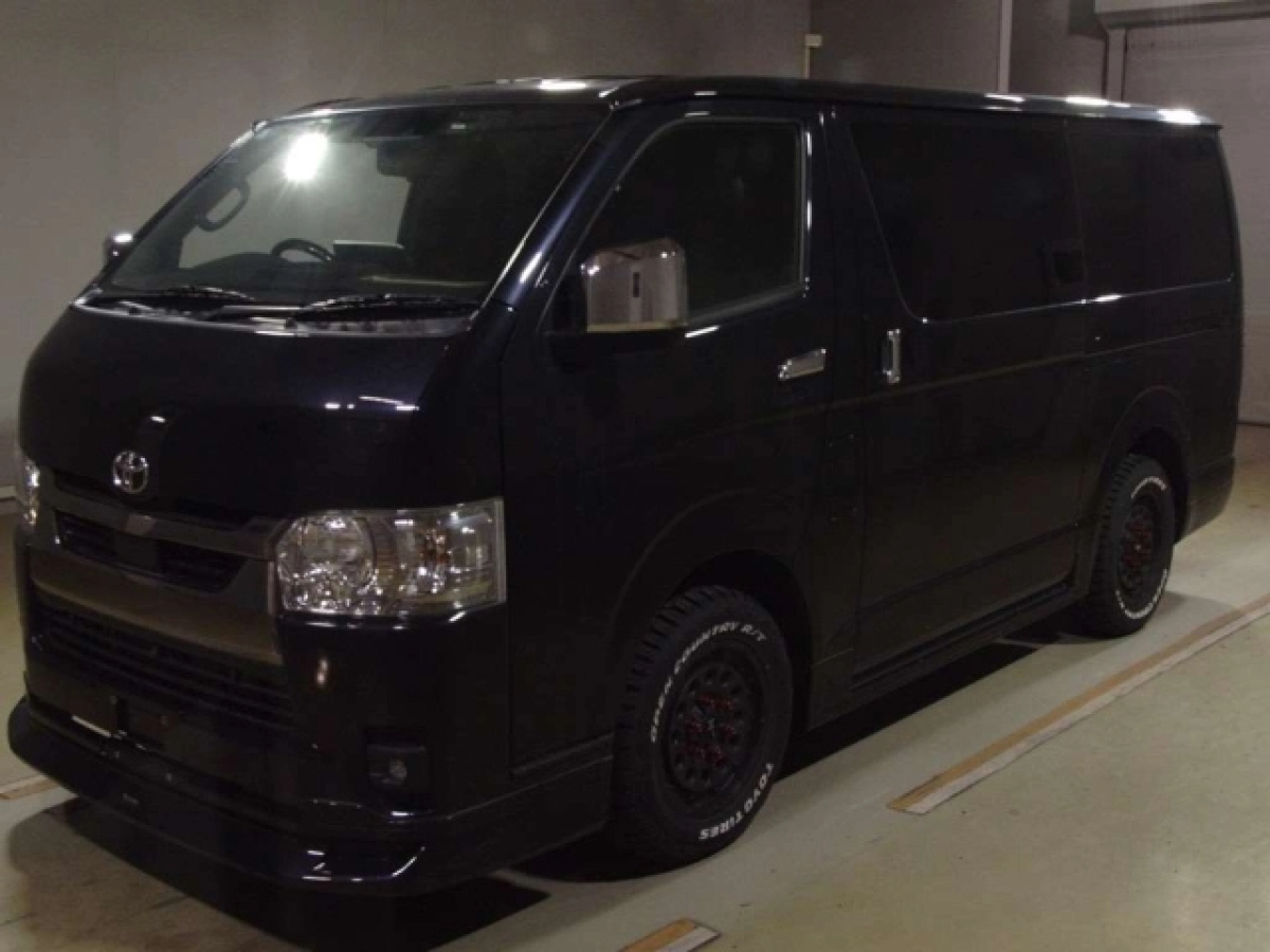 TOYOTA HIACE VAN TRH200V 2023