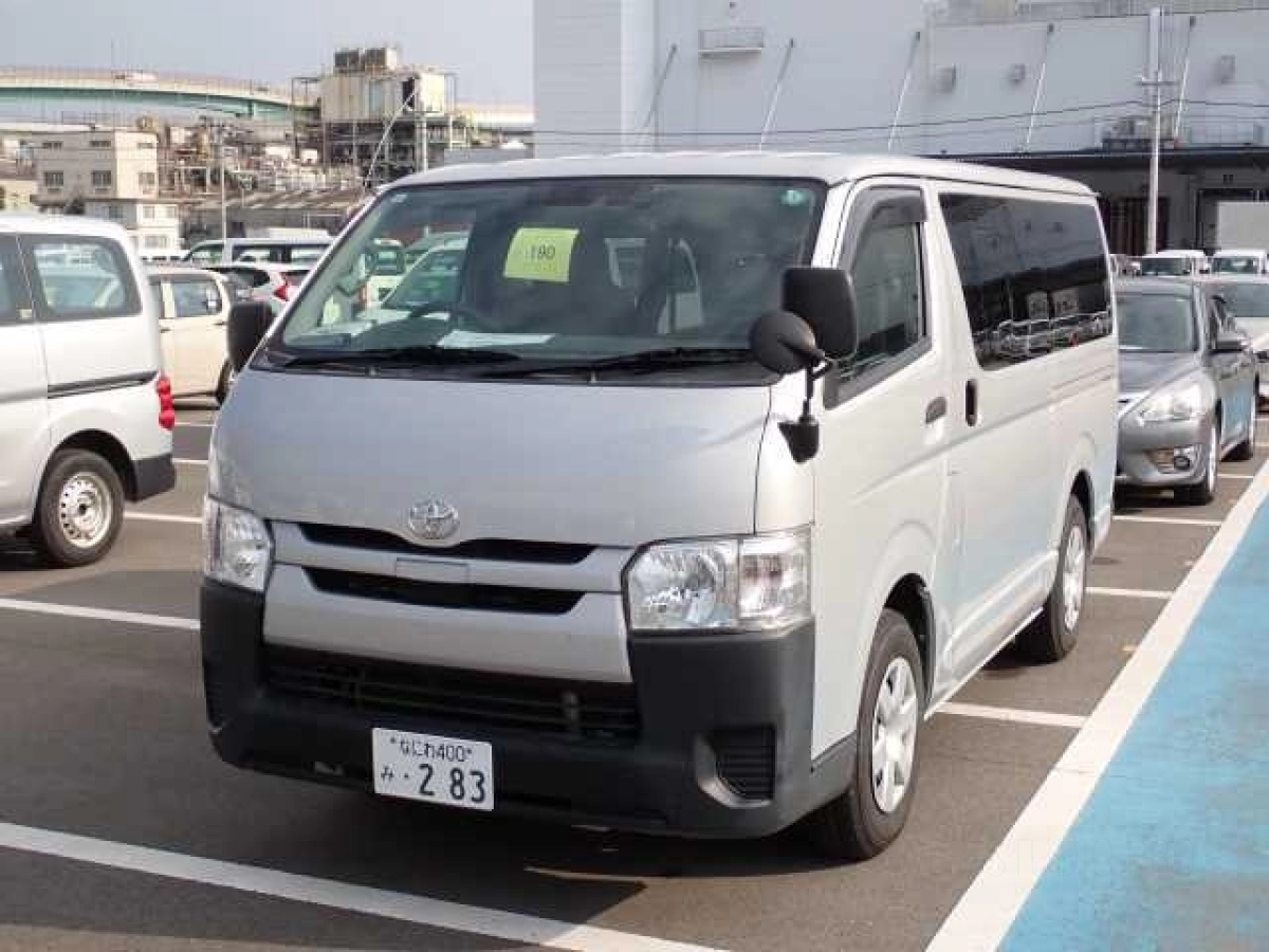 TOYOTA REGIUS ACE VAN TRH200V 2019